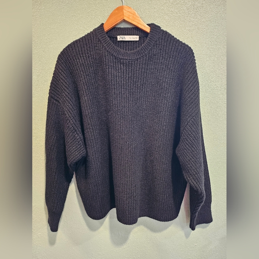 Zara Over Sized Black Knit Sweater Medium